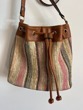 Straw Boho Bucket Bag - Multi Stripe-